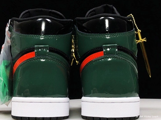 Team Jordan AV3905-038 Black Air SoleFly x OG Orange-Fir High Retro 1 0724